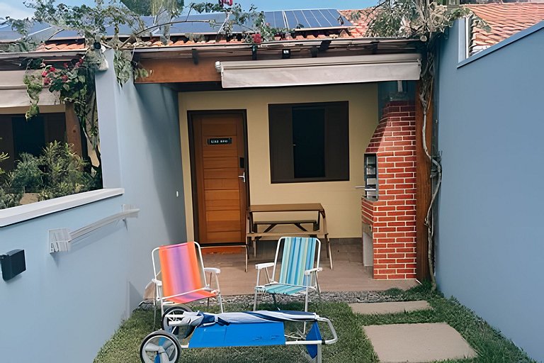 Casinha 5 | suíte a 100m da praia