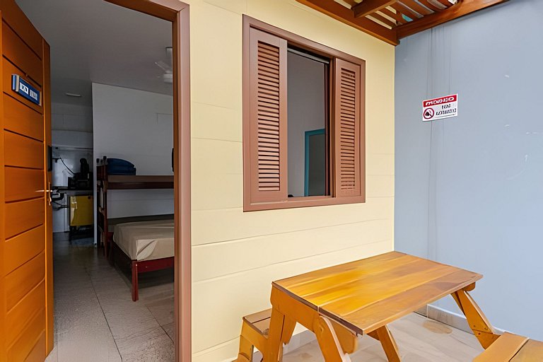 Casinha 5 | suíte a 100m da praia