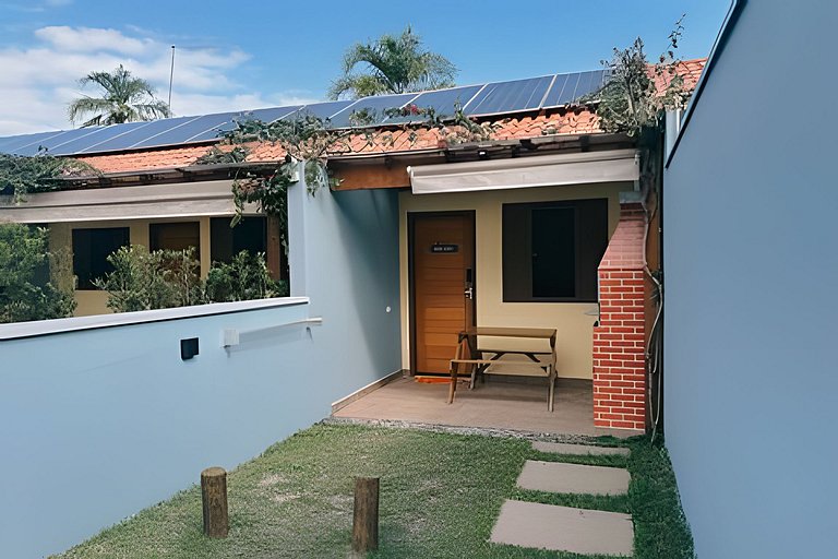 Casinha 5 | suíte a 100m da praia