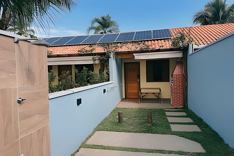 Casinha 5 | suíte a 100m da praia