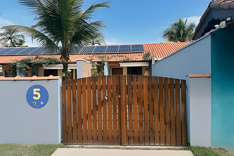 Casinha 5 | suíte a 100m da praia