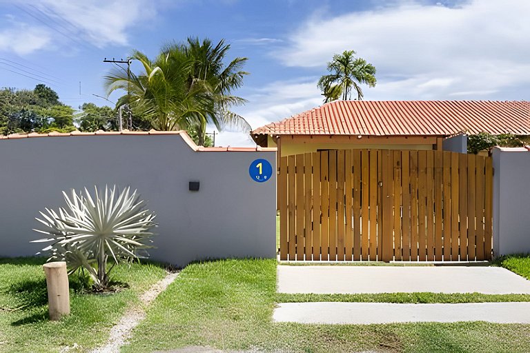 Casinha 1 | Com piscina a 100m da praia