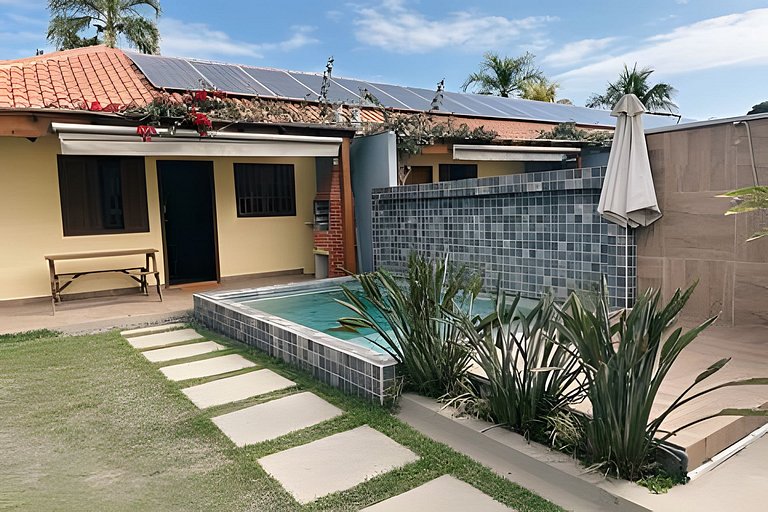 Casinha 1 | Com piscina a 100m da praia