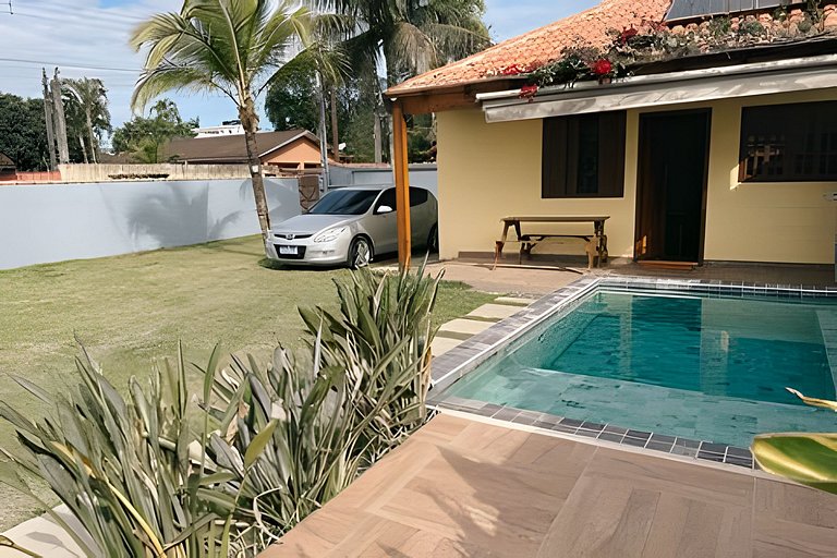Casinha 1 | Com piscina a 100m da praia