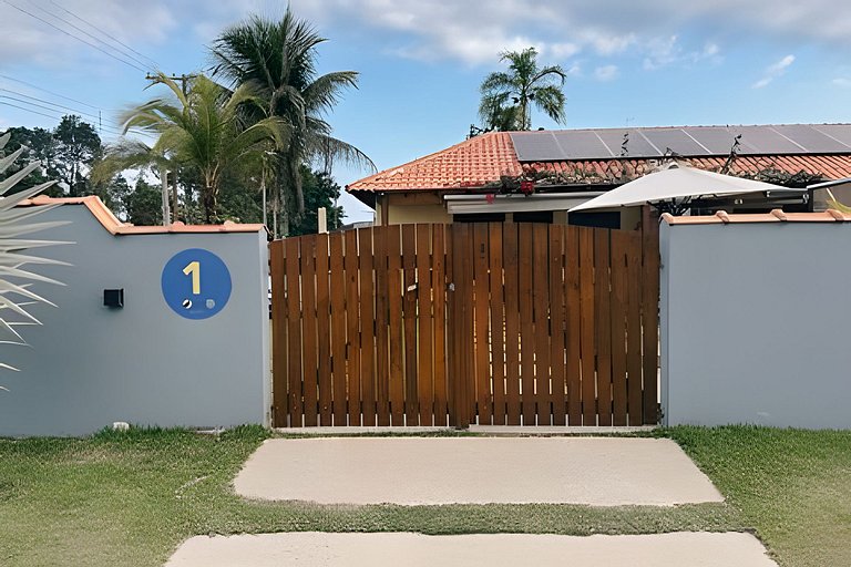 Casinha 1 | Com piscina a 100m da praia