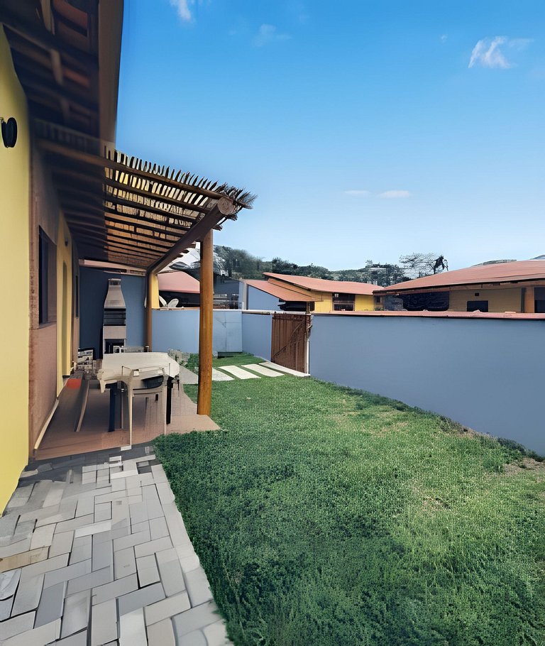 Casa 5 - Vila Tero | 400m Praia de Boraceia