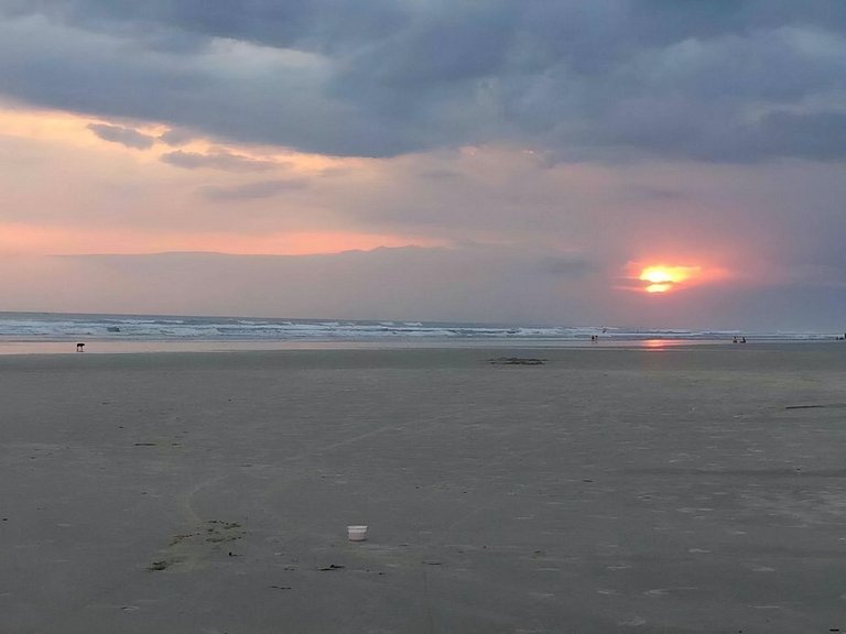 Casinha 5 | suíte a 100m da praia